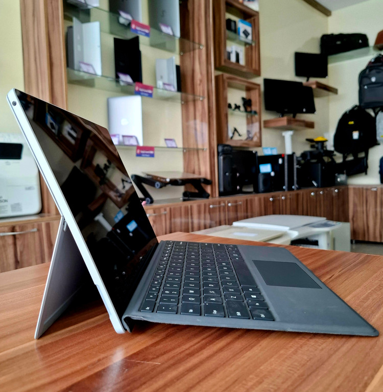 تبلت مایکروسافت Surface Pro 7 plus | 16GB RAM | 256GB | I5