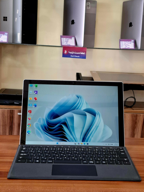 تبلت مایکروسافت surface pro5/i5 2017/8/256/12.5
