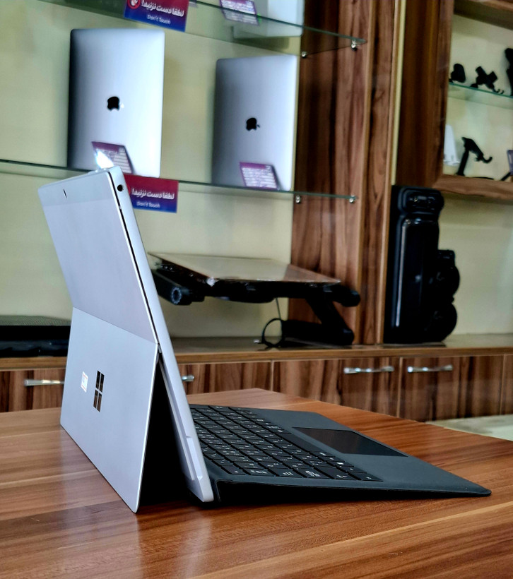 تبلت مایکروسافت surface pro5/i5 2017/8/256/12.5