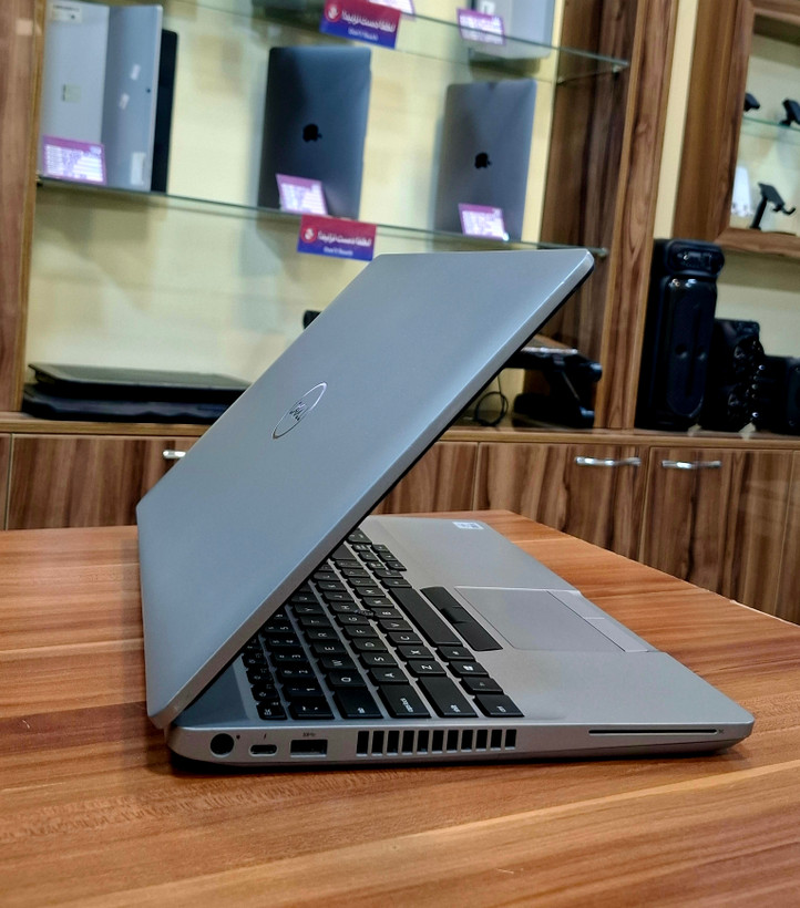 نوت بوک استوک dell3551/i5 11400h/16/512/4g p620