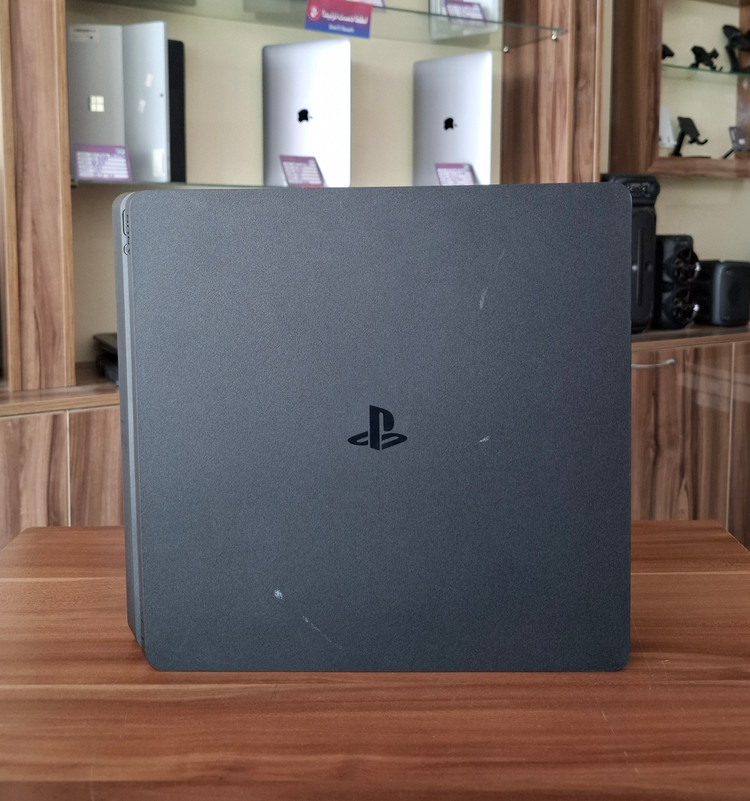 کنسول بازی سونی استوک ps4 slim ظرفیت 1000 گیگ